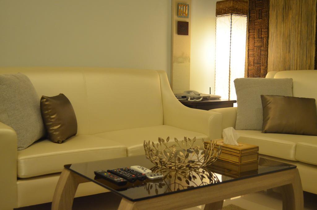 Greenbelt Madison Apartments Makati City Exterior photo